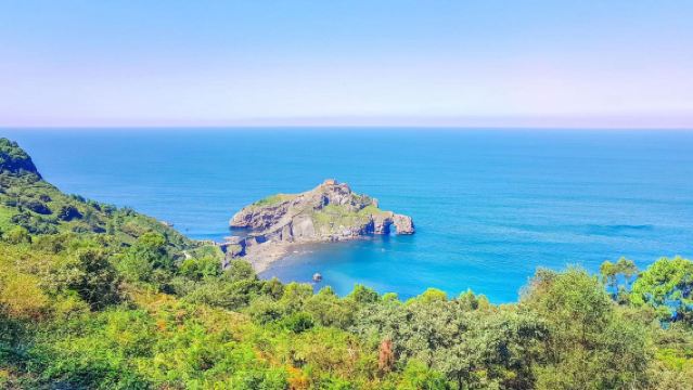 Sewaan Peribadi Sehari di Bilbao | Lawatan ke Pulau Dragonstone Game of Thrones + Perkampungan Nelayan Bermeo