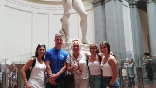 Florence: Accademia Gallery Skip the Line Small Group Tour