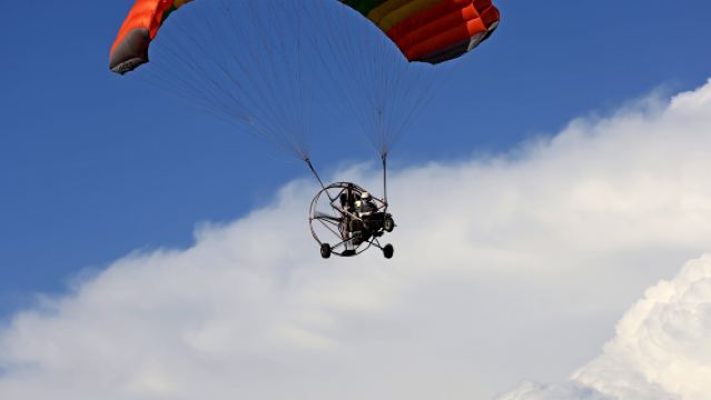 蘇州陽澄湖+蘇州飛得樂航空營地動力傘飛行體驗【專業教練帶飛+含專業飛行險】