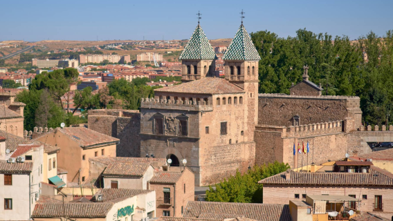 Sepanyol Madrid Puerta de Bisagra - Consuegra + Bandar Kecil Lawatan Sehari / Itinerari Fleksibel - Boleh Disesuaikan