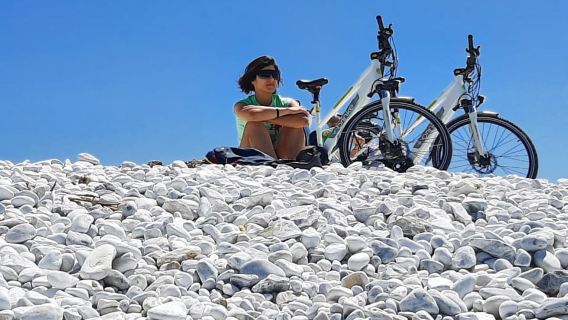 Pisa: Tour en bicicleta autoguiado al mar