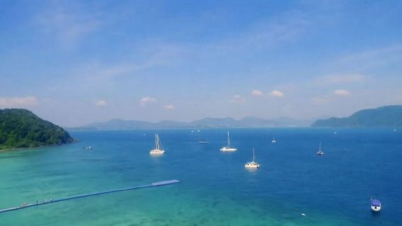 泰國普吉島【大白號】珊瑚島皇帝島一日遊/三大海灘接駁/含午餐