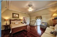 Eufaula House Hotels near Walmart Garden Center