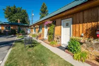 Evergreen Motel فنادق في Libby