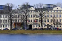 Hotel Niederländischer Hof Hotels near Schwerin Hauptbahnhof Railway Station