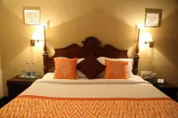 Regent Park Hotel Hotels near Quality Corner