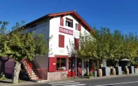 Hôtel Restaurant Trabenia Hôtels à : Ascain
