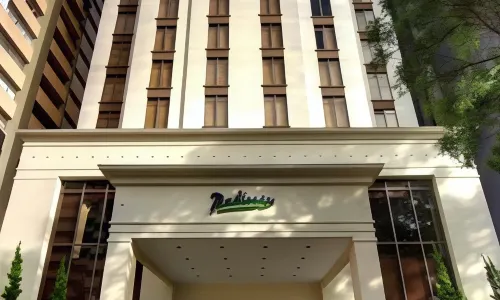 雷迪森庫裏提巴大酒店