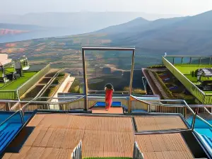 懸崖水療度假村