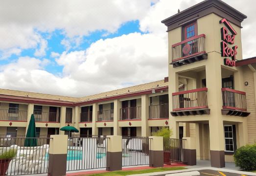 OYO Hotel Tulsa N Sheridan Rd & Airport - Housity