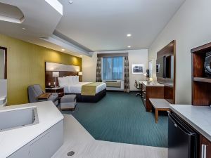 Best Western Plus Gardena-Los Angeles Inn & Suites