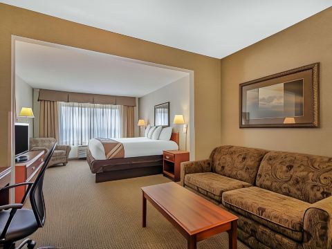 Comfort Inn & Suites