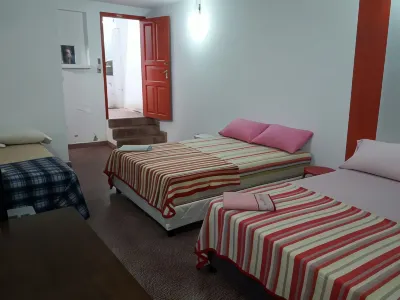 Nueva Alborada Lodging House فنادق في 