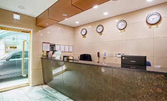 Noble Hotel
