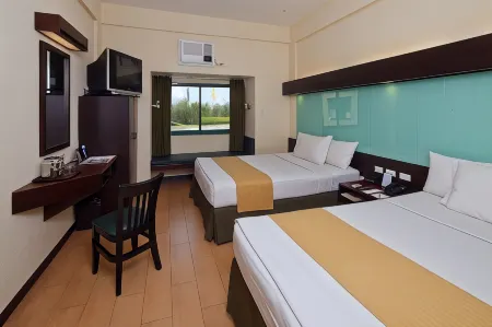 Microtel by Wyndham Cabanatuan