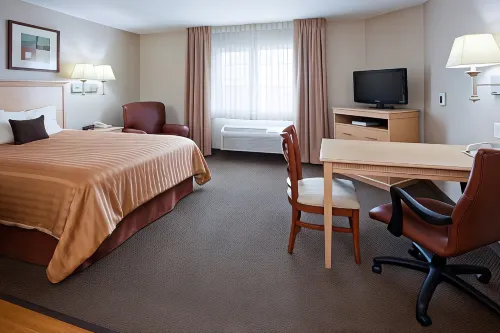 Candlewood Suites Milwaukee Brown Deer Hotels in Brown Deer
