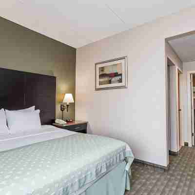 Ramada by Wyndham Newburgh/West Point Rooms