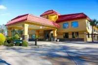 Super 8 by Wyndham Dublin Các khách sạn ở Dublin