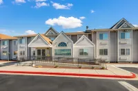 Quality Inn & Suites Near Nas Fallon Hotels in Fallon