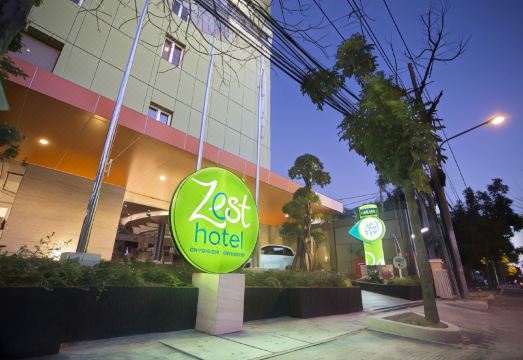 제스트 제무르사리