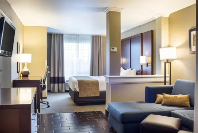 Comfort Suites Hotels near Minot State University