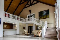 Serebryany Rodnik Hotel Отели в г. 