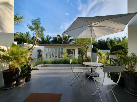 Meet Boutique Resort