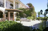 Hotel Palau فنادق في بالاو