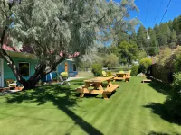 The Islander Inn Hotels in Bigfork