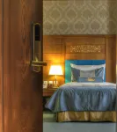 Zandiyeh Hotel فنادق في شيراز