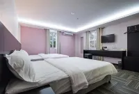 S Hotel Hotel in zona Game Icon