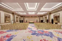Lumire Hotel & Convention Centre