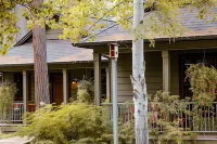 Bridge Street Cottages Hotels in Somers