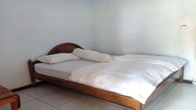 Penginapan Marcell Hotel dekat Masjid Attaqwa LTMNU Dsn. Wonorejo Desa. Kandang Tepus Senduro Lumajang