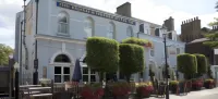 Coach & Horses Hotel