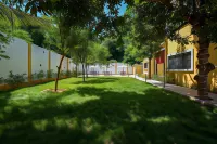 La Meadow Villa - 5 Br with Private Pool Hotels in 