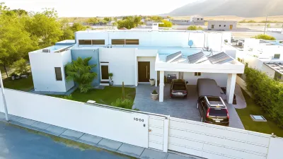 Residencia El Encino Hotels in 