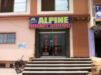 Alpine GUEST HOUSE