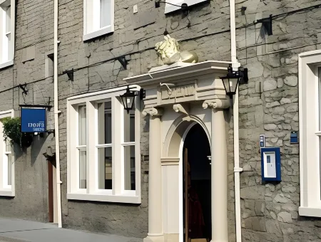 The Golden Lion at Settle