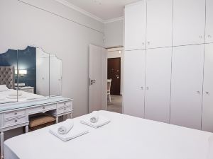 Brand New Apt in Zografou