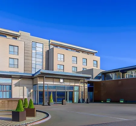 Manor West Hotel & Leisure Club