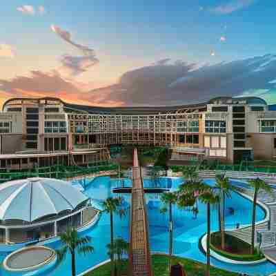 Kaya Palazzo Golf Resort Hotel Exterior