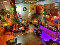 Allamanda Hotel - ที่มีบาร์