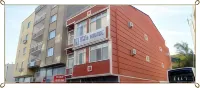 TJ's Hotel