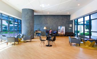 Datum Jelatek Sky Residence Kuala Lumpur, Roam