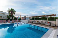 Newcastle Studios - Pool