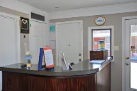 Merrimac Inn & Suites