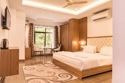 Grand Paradise Hotels in 