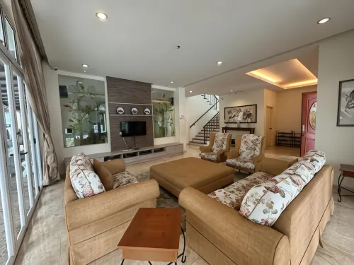 Dear Dino House - Biệt thự