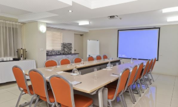 3. 컴포트 인 & ..